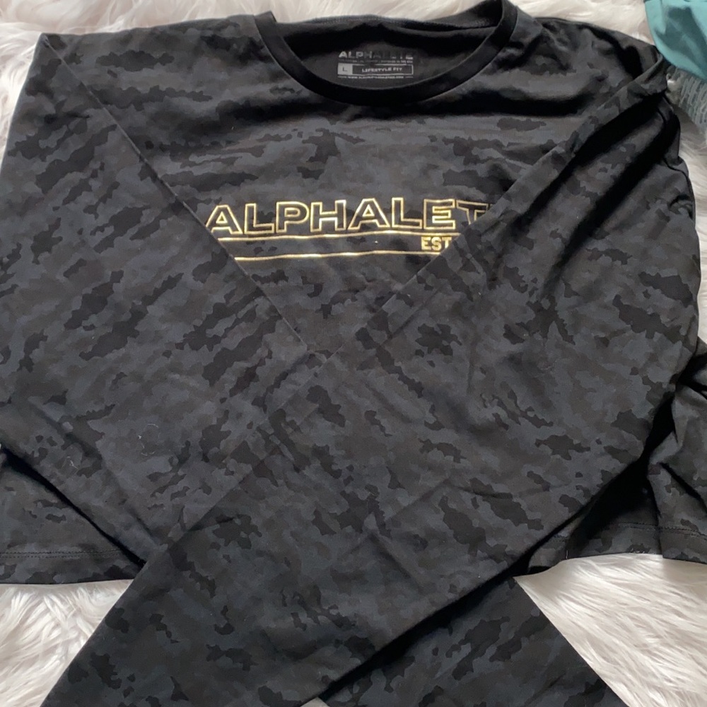 SOLD Alphalete lifestyle crop